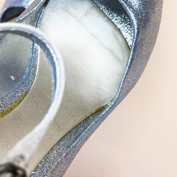 NIne West Peekaboo Silver Ankle Strap Pump - Size 8.5 - Picture 7 of 11